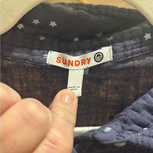 Sundry muslin ruffle shirt Anthropologie - Picture 3 of 7